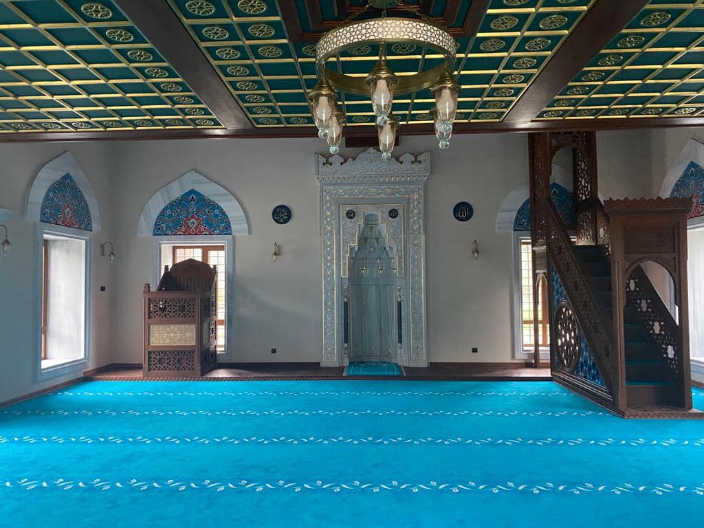 HALI KONAĞI
